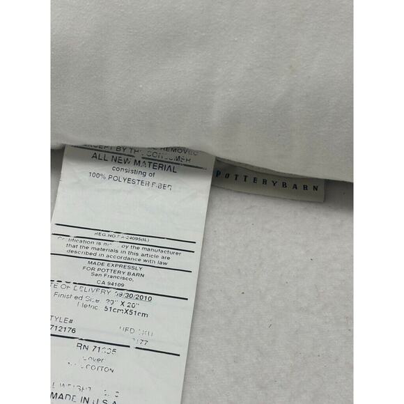 Pottery Barn Polyester Pillow Inserts 20x20‎ set of 2 - Picture 5 of 5